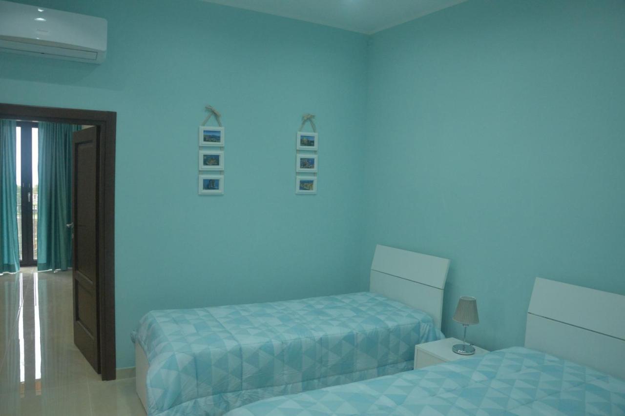 Decumano Massimo Bed & Breakfast Ercolano Exterior photo