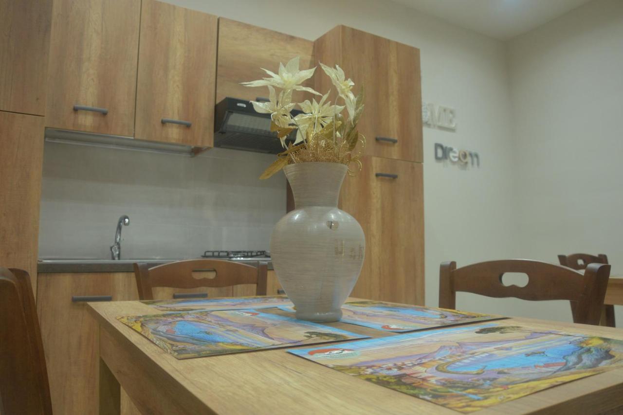 Decumano Massimo Bed & Breakfast Ercolano Exterior photo